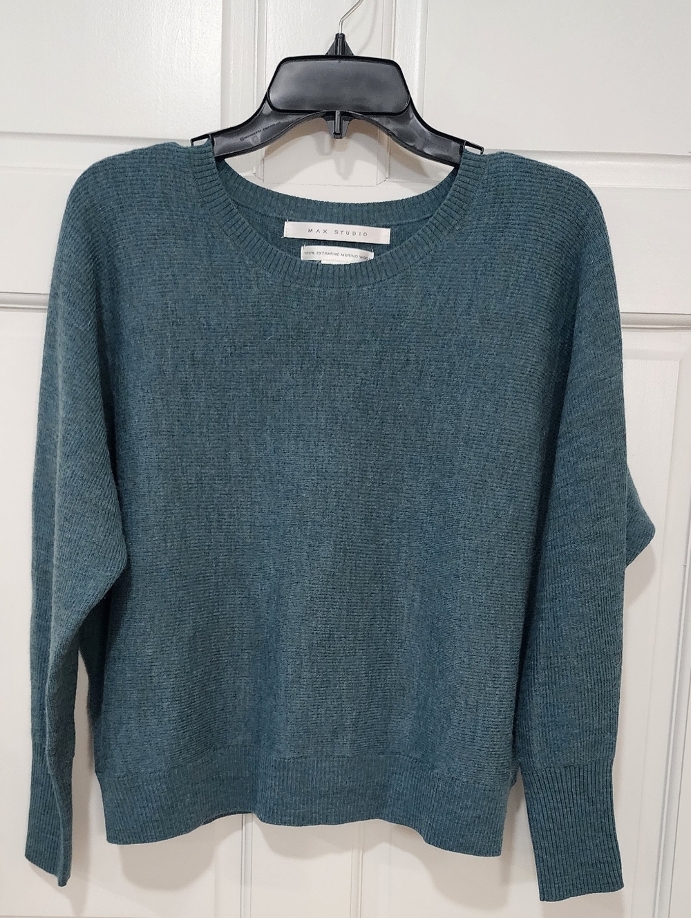 Ladies 100% Extra Fine Merino Wool Crewneck Sweater Teal Medium Fall Fashion
